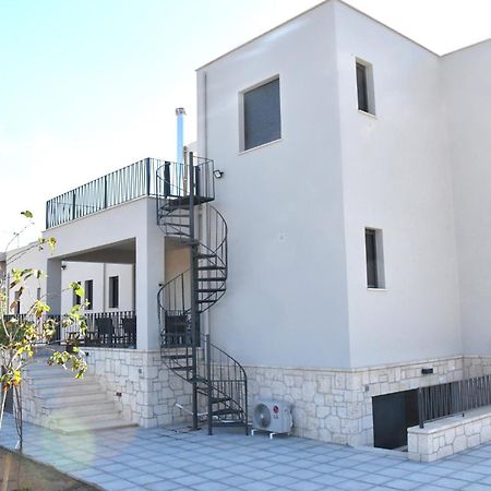 Apartamento Polles Εlies Cozy Αpartment Aegina Exterior foto