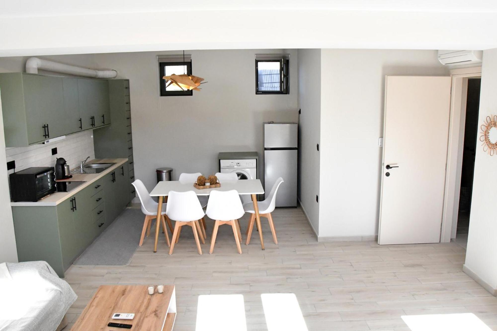 Apartamento Polles Εlies Cozy Αpartment Aegina Exterior foto